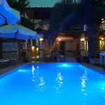 Ala Konak Butik Ξενοδοχείο *